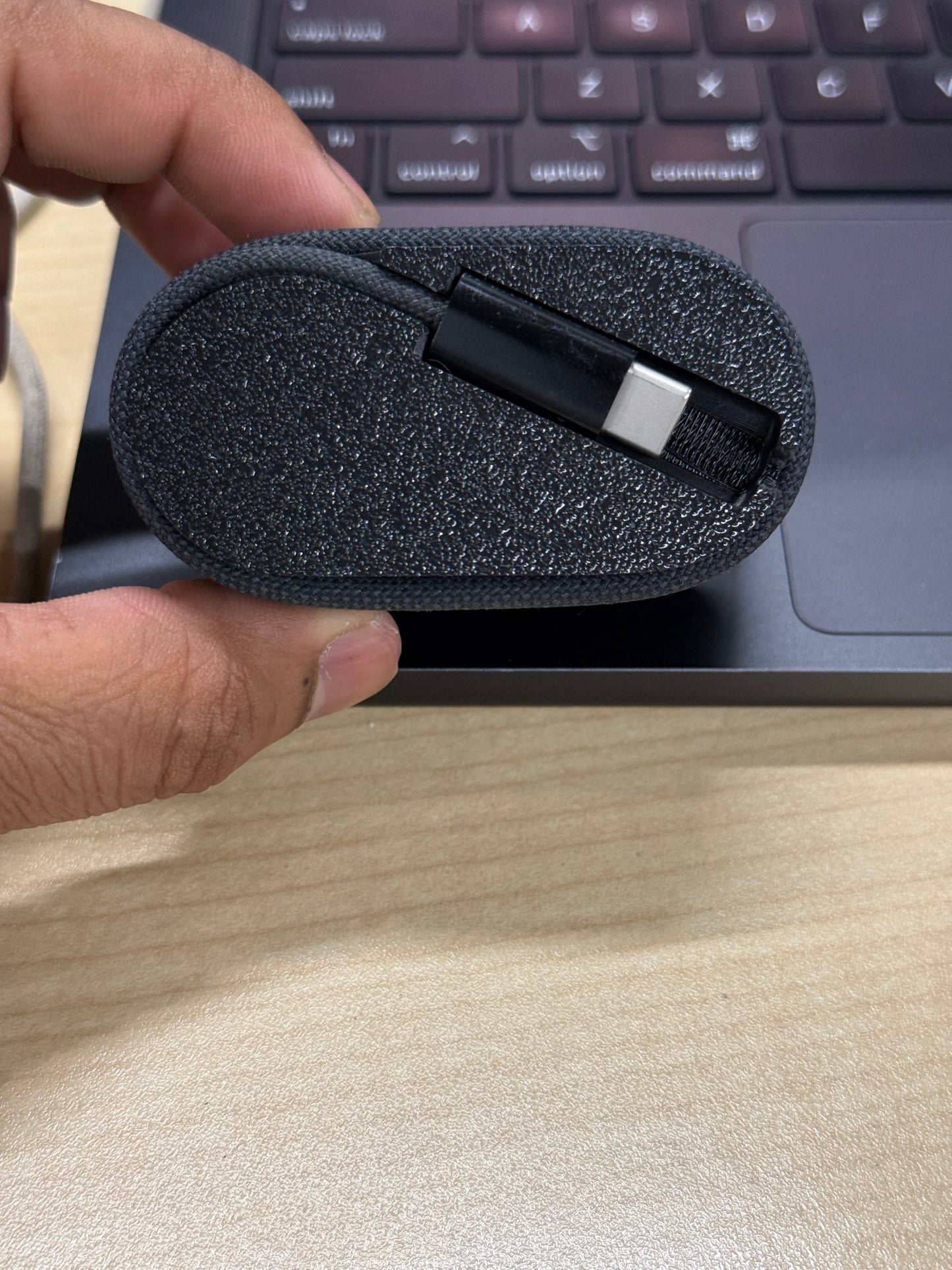 Macbook M4 Cable Organiser
